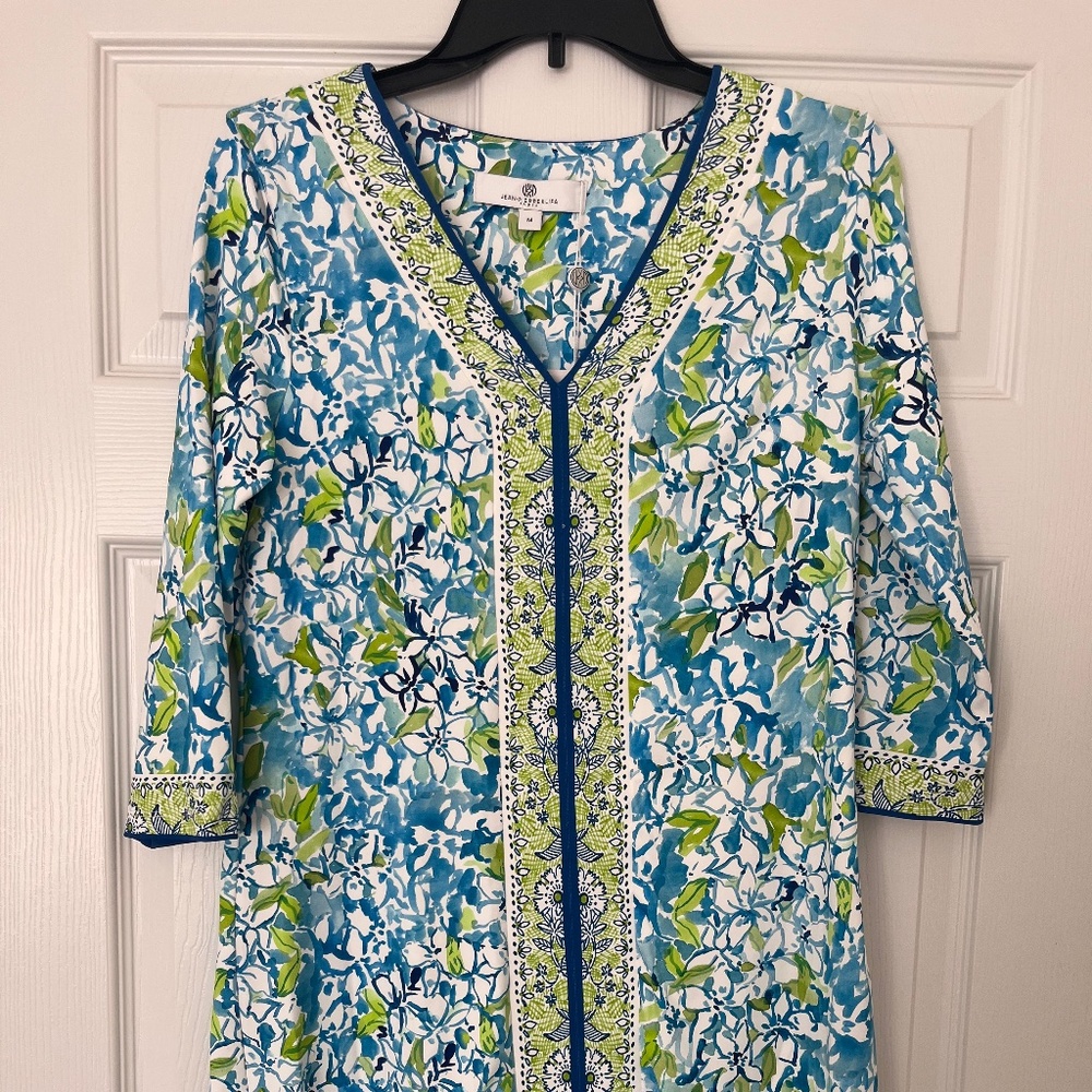 Gorgeous straight mid length dress M